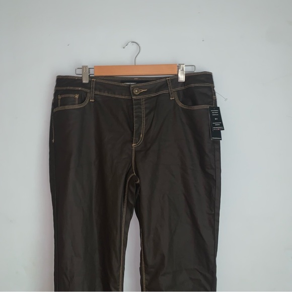 Boot cut waxed jeans - Picture 4 of 7